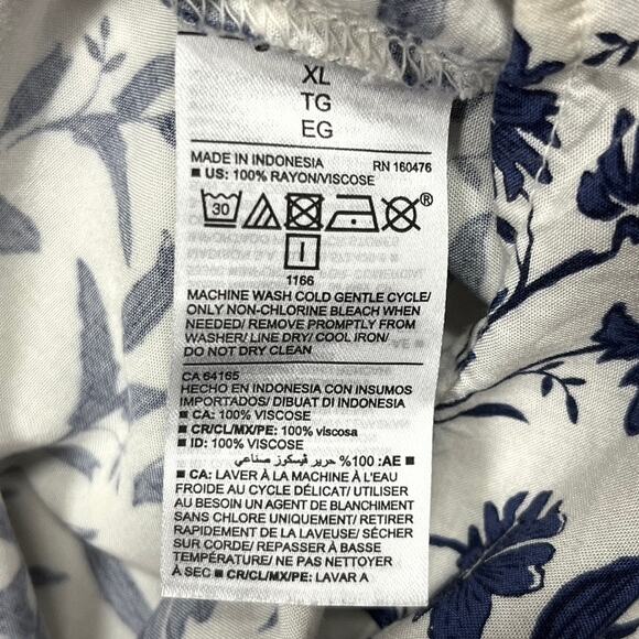 Old Navy Viscose Split Neck Pop Over Blouse Top Size XL - Picture 6 of 7